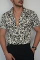 CAMISA BEIGE/FLORES NEGR NM
