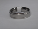 ANILLO EN ACERO ARO DE MATRIMONIO CON RELIEVE TEXTURA DE LINEAS PARALELAS CRUZADAS 6X2MM ANA000132