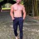 N:38 calça / Jogger rasgada Preta