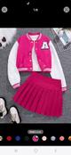 Chaqueta y falda fucsia con blanco talla 12-13 (Reventa)