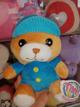 Oso económico con gorra