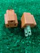 BENJAMÍN ANARANJADO  110V 15 AMP. (GOMA)