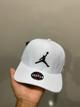 Boné jordan Branco @