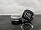 Logo centro de rin relieve letra gris fondo Negro -
