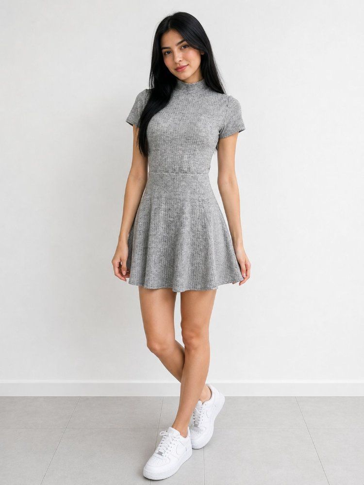Vestido Corto Morley Acanalado Cuello Alto Gris