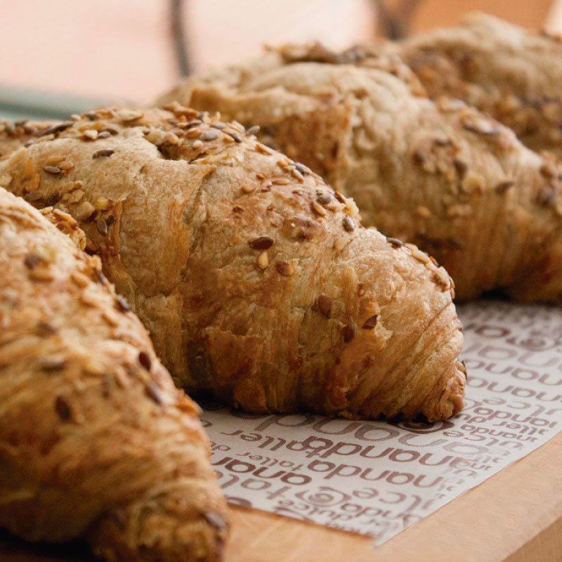 Croissant de Semillas (Bandeja x8 und)