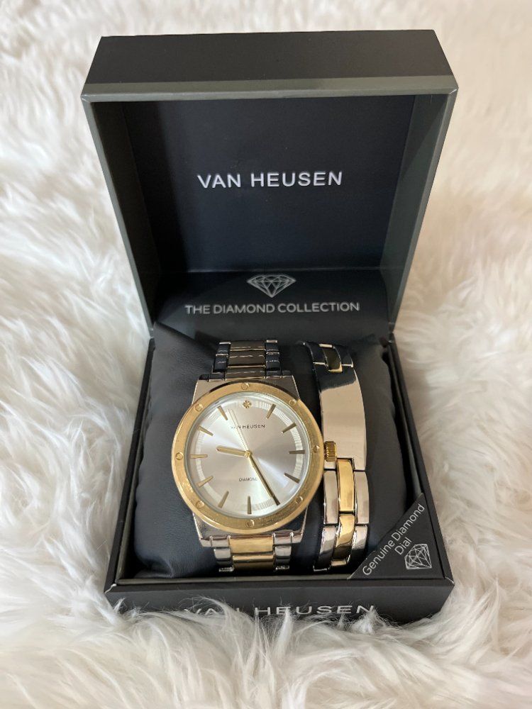 Reloj Van Heusen Genuine Diamond – Acero Inoxidable, Elegante y Original