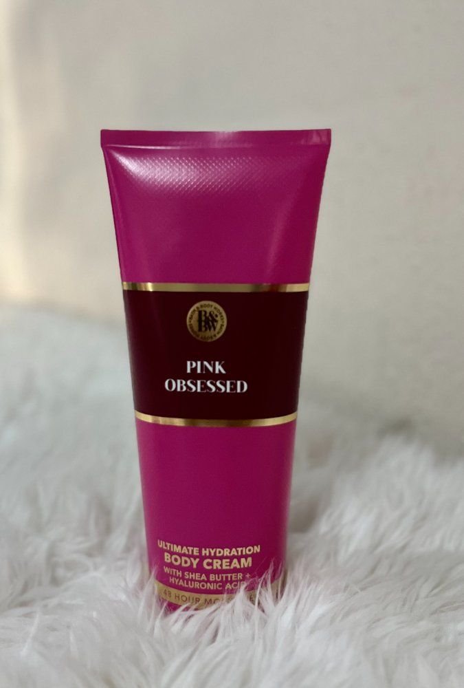 Body Cream -Body Bath & Body Works (Pink Obsessed)