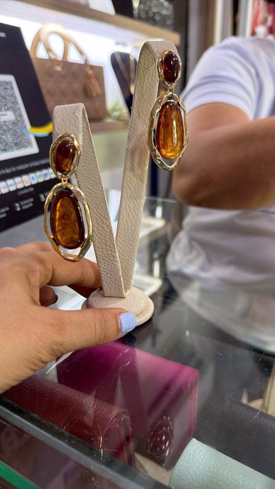 ARETES CAREY CAFE OVALADOS