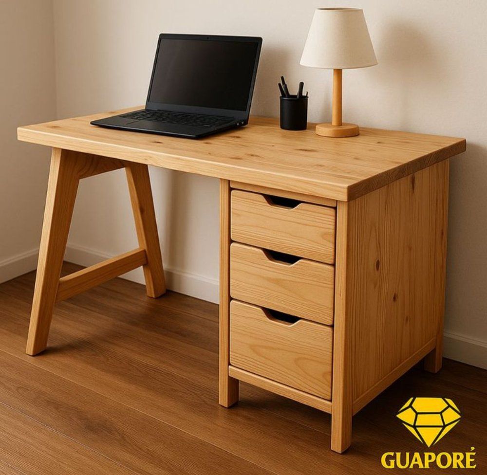 Escritorio de madera maciza