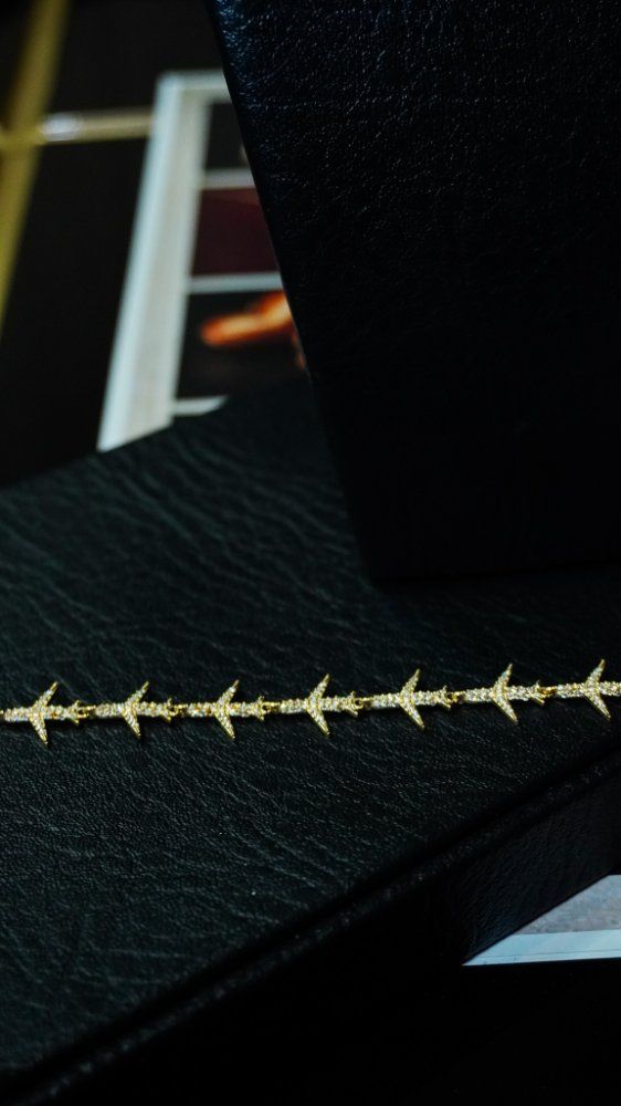 Pulso aviones en Oro 18K