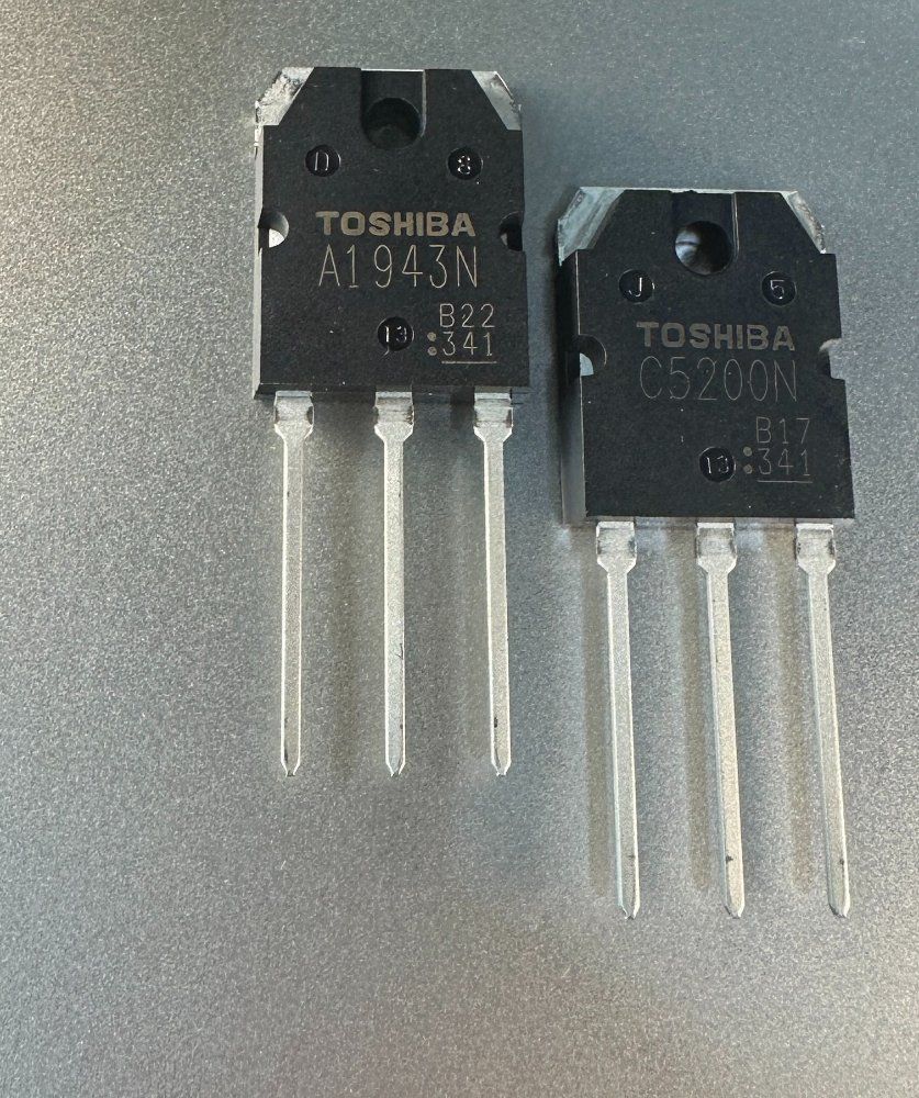2SA1943N Transistor bipolar (BJT) PC=150W; F=30MHZ TO-3P TOSHIBA