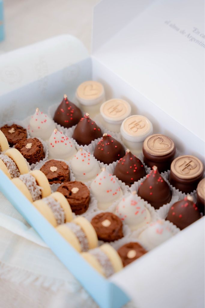 Box x 30 uni surtido Mini Delicatessen para Eventos
