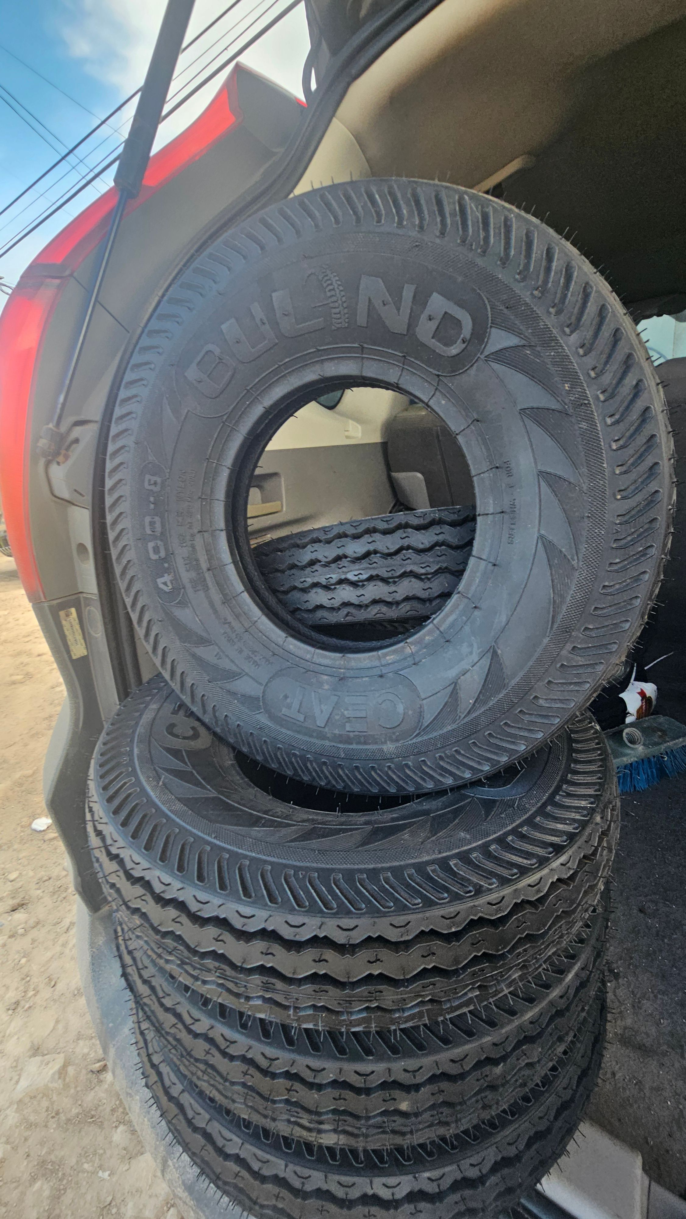 Llanta bulin de 8 lonas con neumático