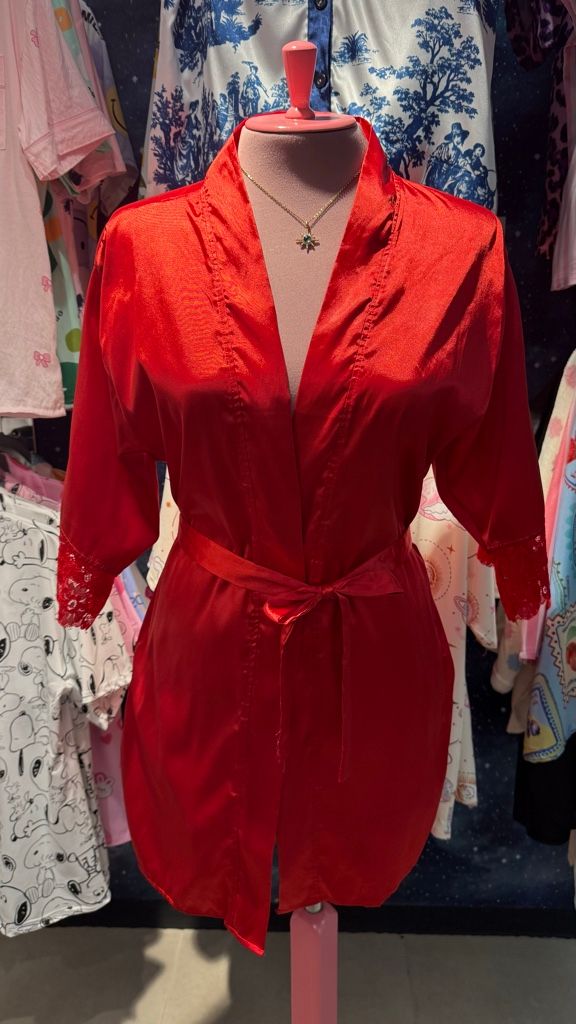 Bata clásica roja