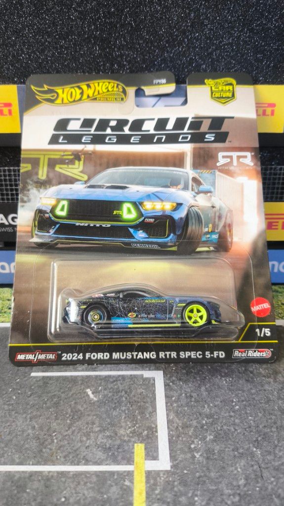 2024 Ford Mustang PREMIUM Hot Wheels