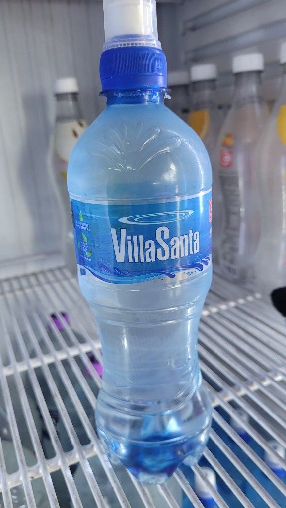 AGUA PERSONAL CON PICO