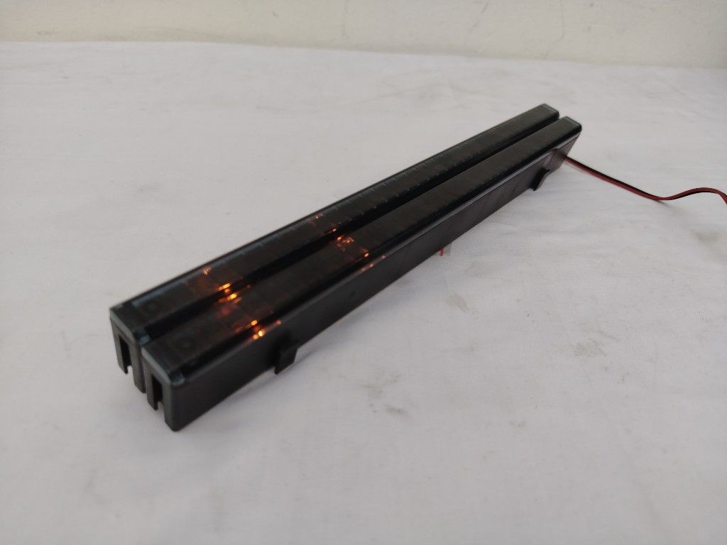 BARRA DE LUZ LED UNIVERSAL INTERMITENTE