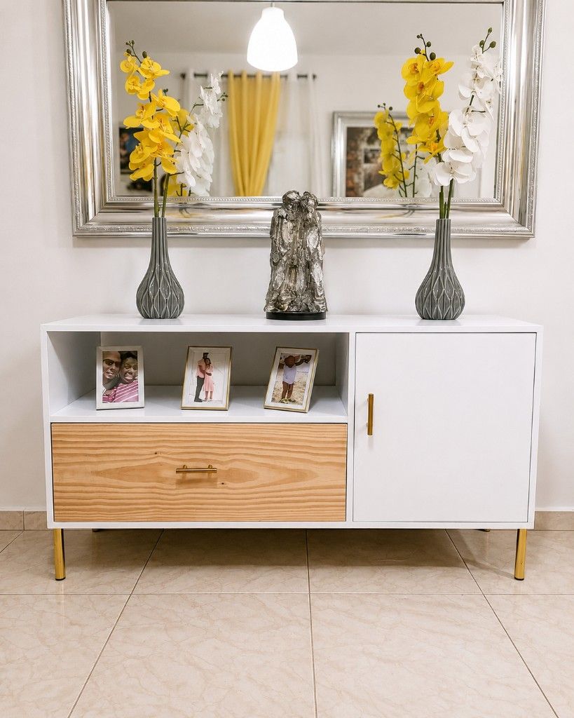 Credenza