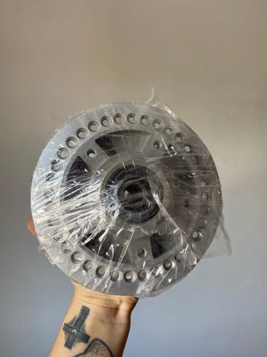 Maza rueda delantera 110 72 rayos