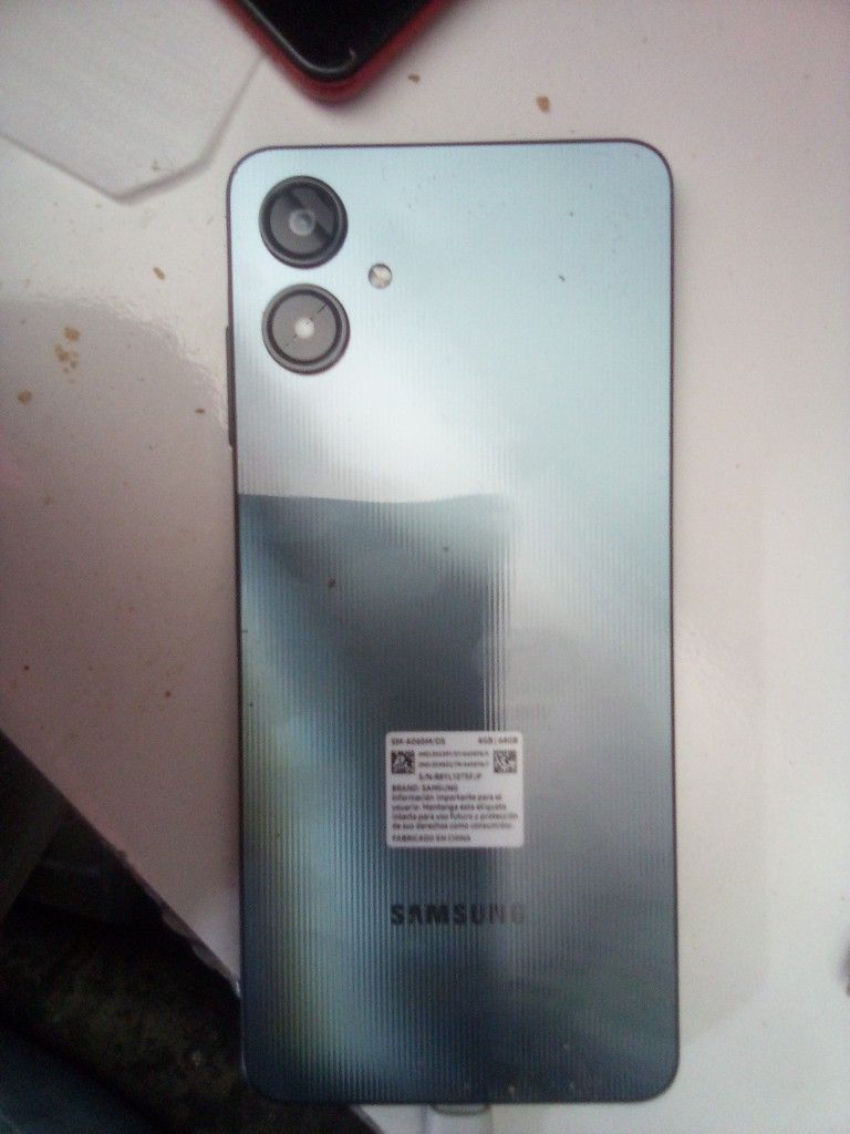 Samsung A06 de 64gb