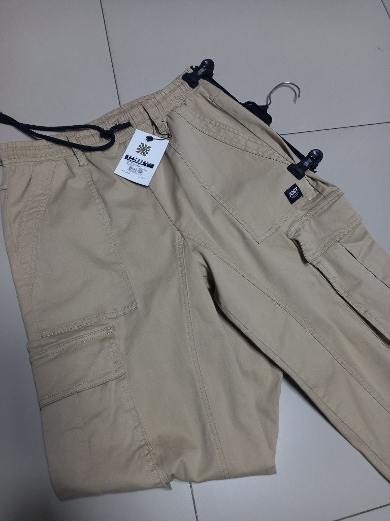 qst109240004 32 021 beis pantalon quest
