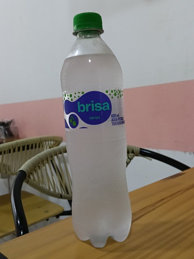 Agua brisa gas