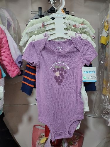 12 meses sin manga niña