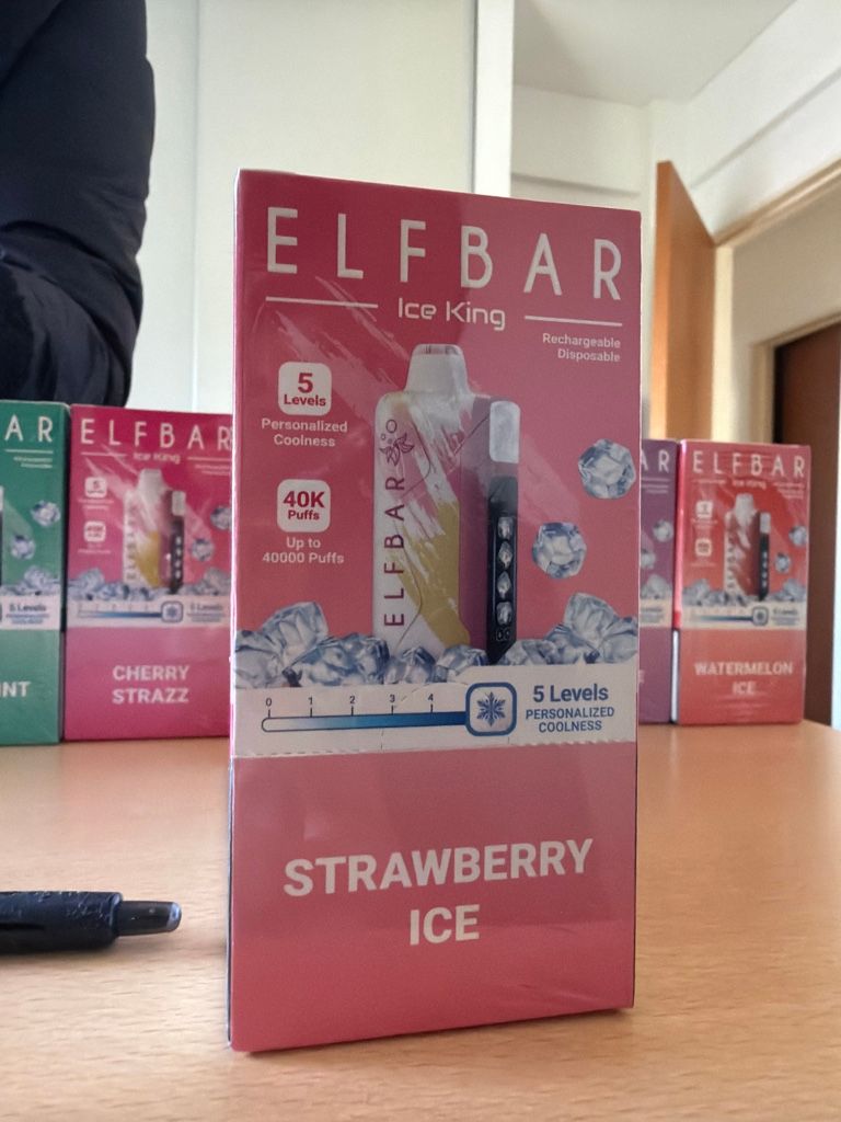 Elfbar ice king strawberry