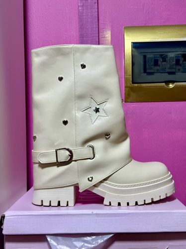 Botin de tacha corazón