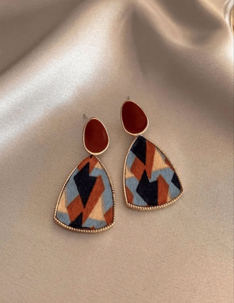 Aretes coloridos