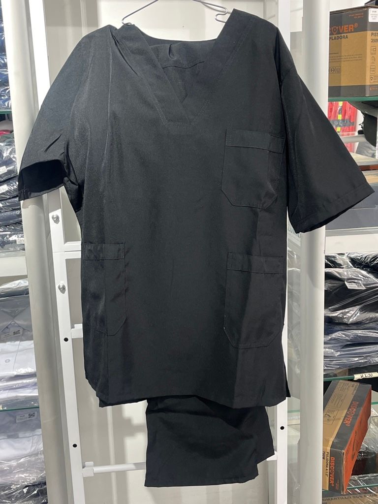 5T42 NEGRO CONJ QUIR ANTIF HOMBRE  (TEXTILIA)