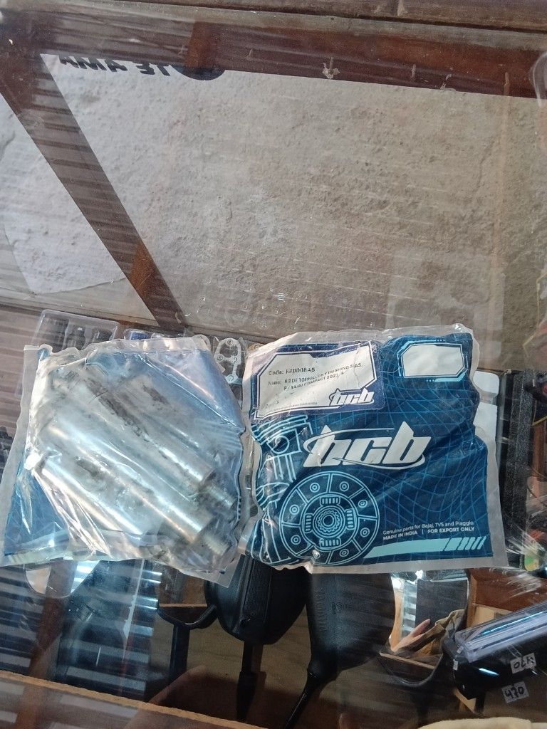 0845 Kit tornillo Bumper 2023