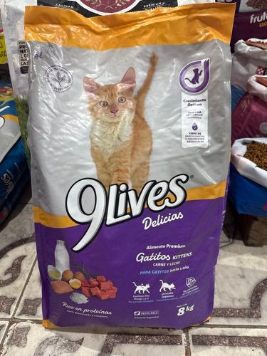 9 vidas gatito 7,5kg