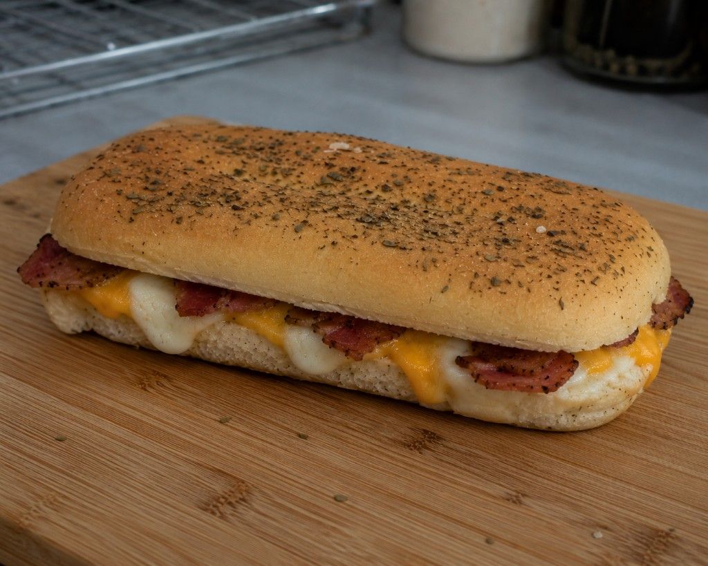 Bacon - Cheddar Sándwich