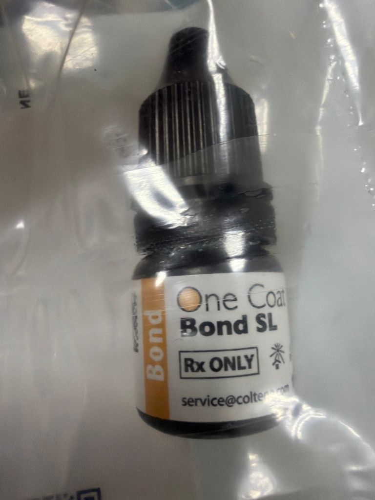 Adhesivo one coat SL