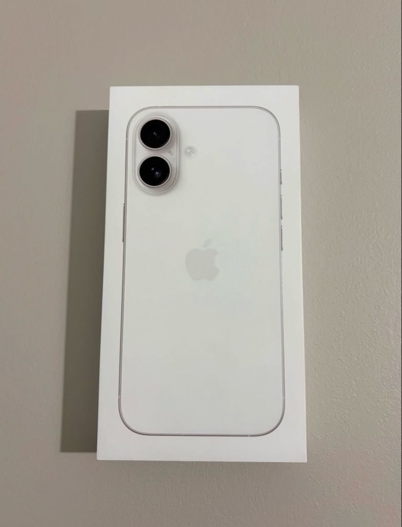 iPhone 16