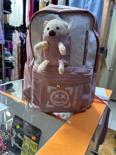 MOCHILA ROSADA LILA CON OSO