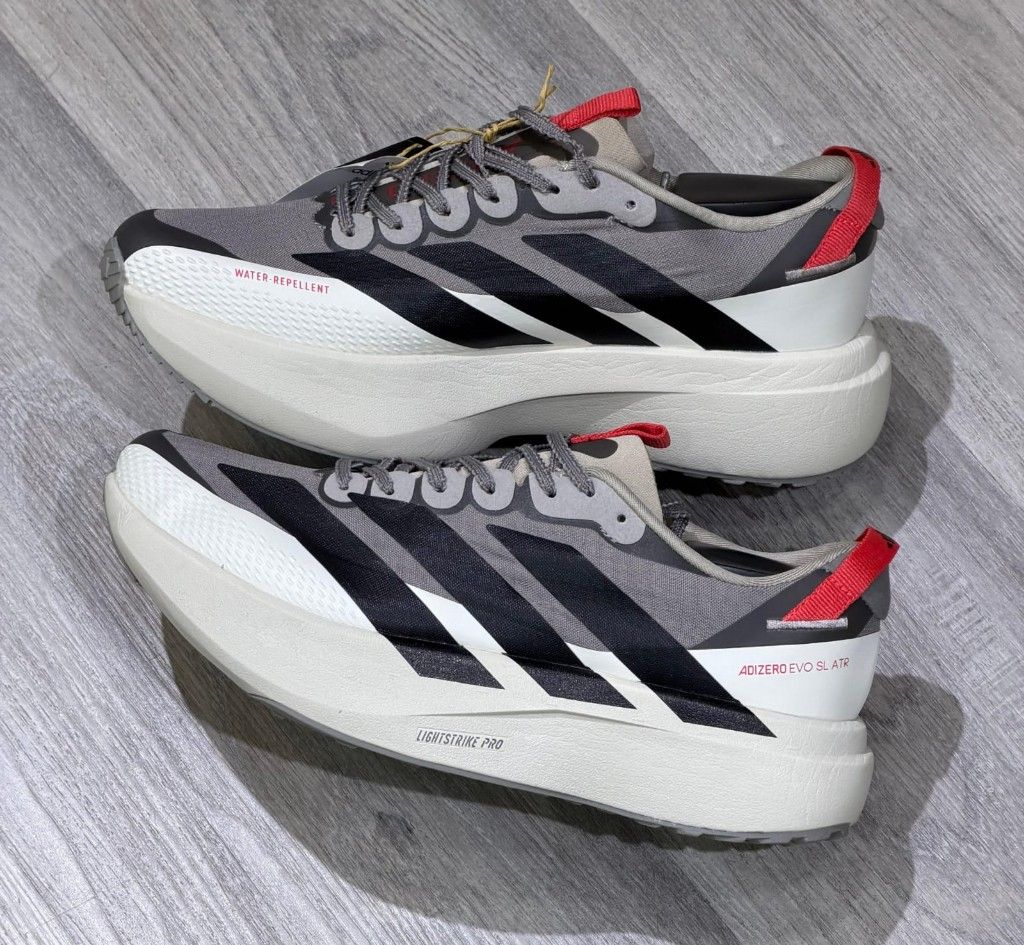 ADIDAS ADIZERO EVO ATR CAFE ROJO