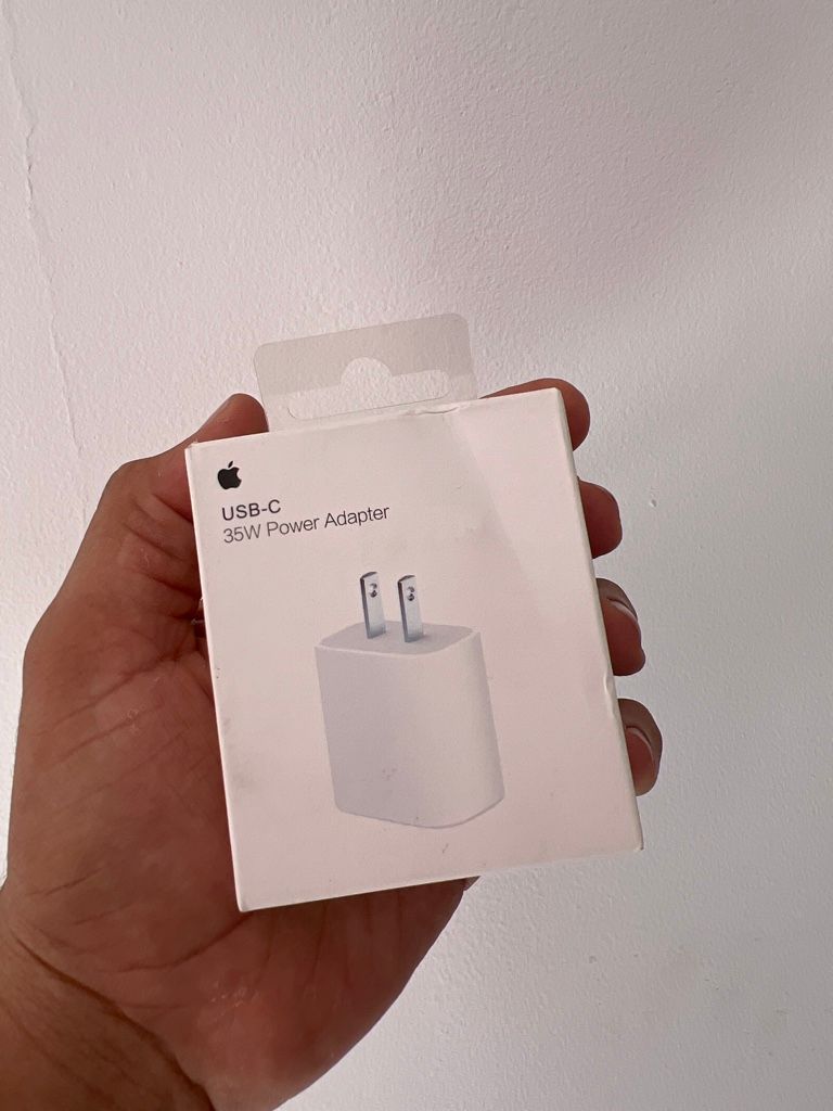 ADAPTADOR DE IPHONE 35W