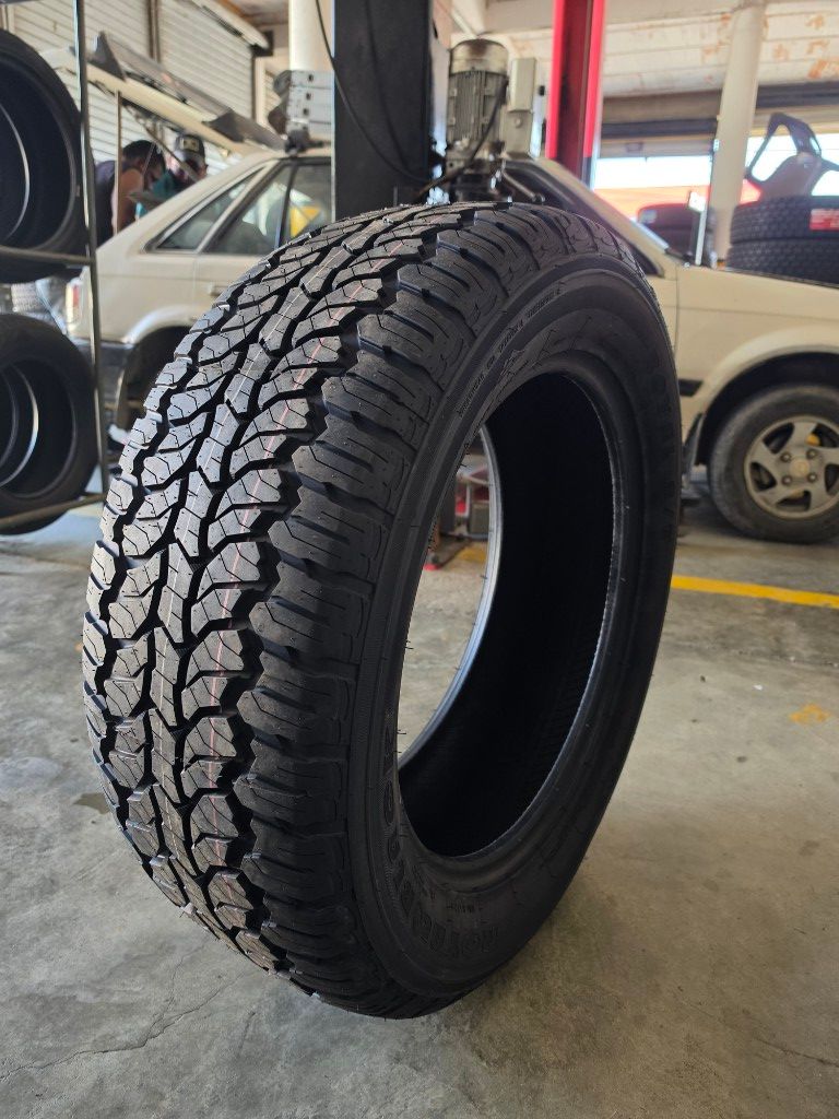LLANTA 275/55R20 117T ROYAL BLACK AT