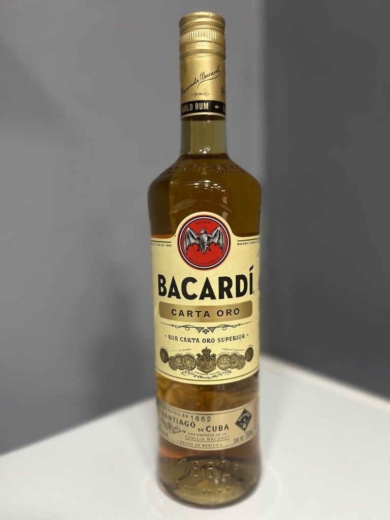 Bacardí carta oro 750ml