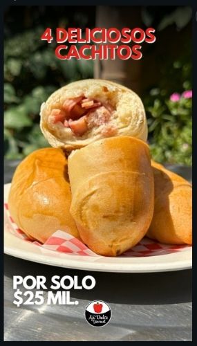 CACHITO DE JAMÓN Y QUESO CREMA