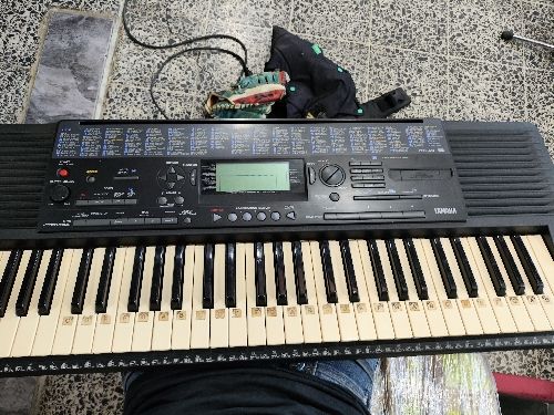 Yamaha psr 320