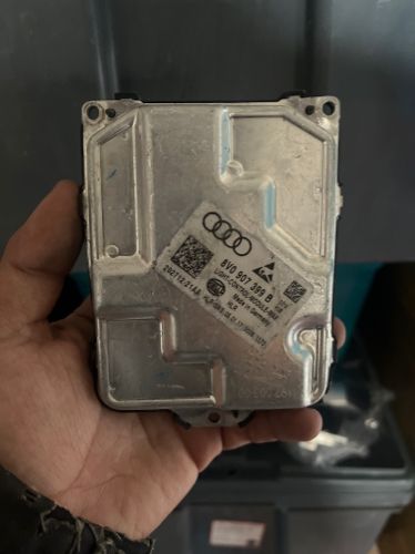8v0907399B