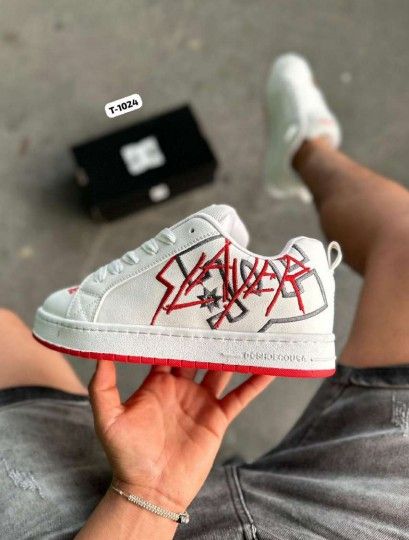 Slip-On blancas Slayer