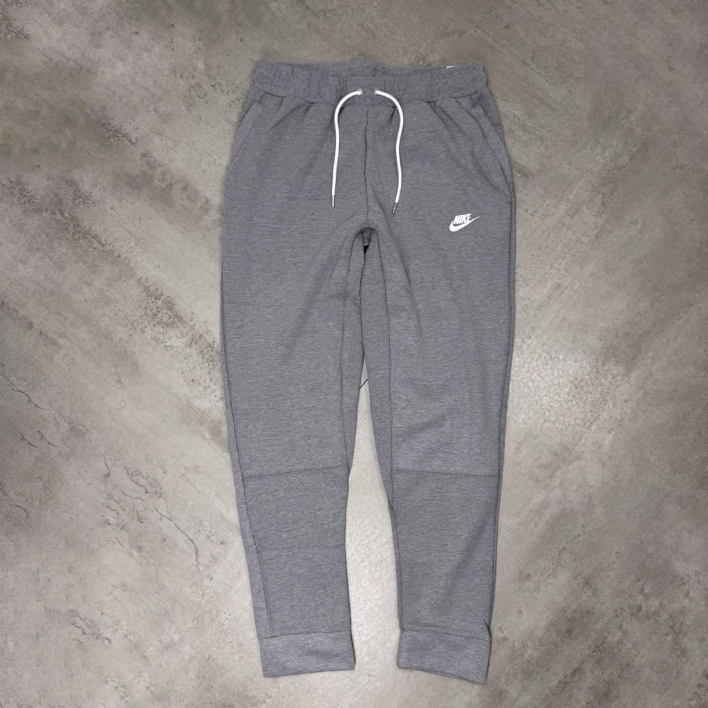 Buzo Nike Tech Old Season