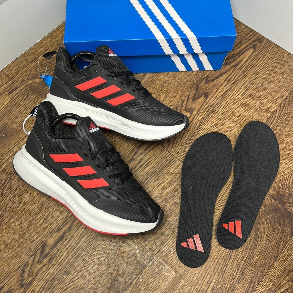 _*ADIDAS ULTRABOUNCE*_