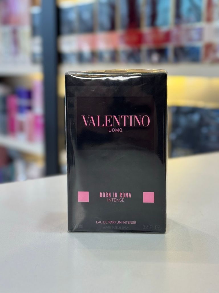 Valentino Oumo Born In Roma Intense