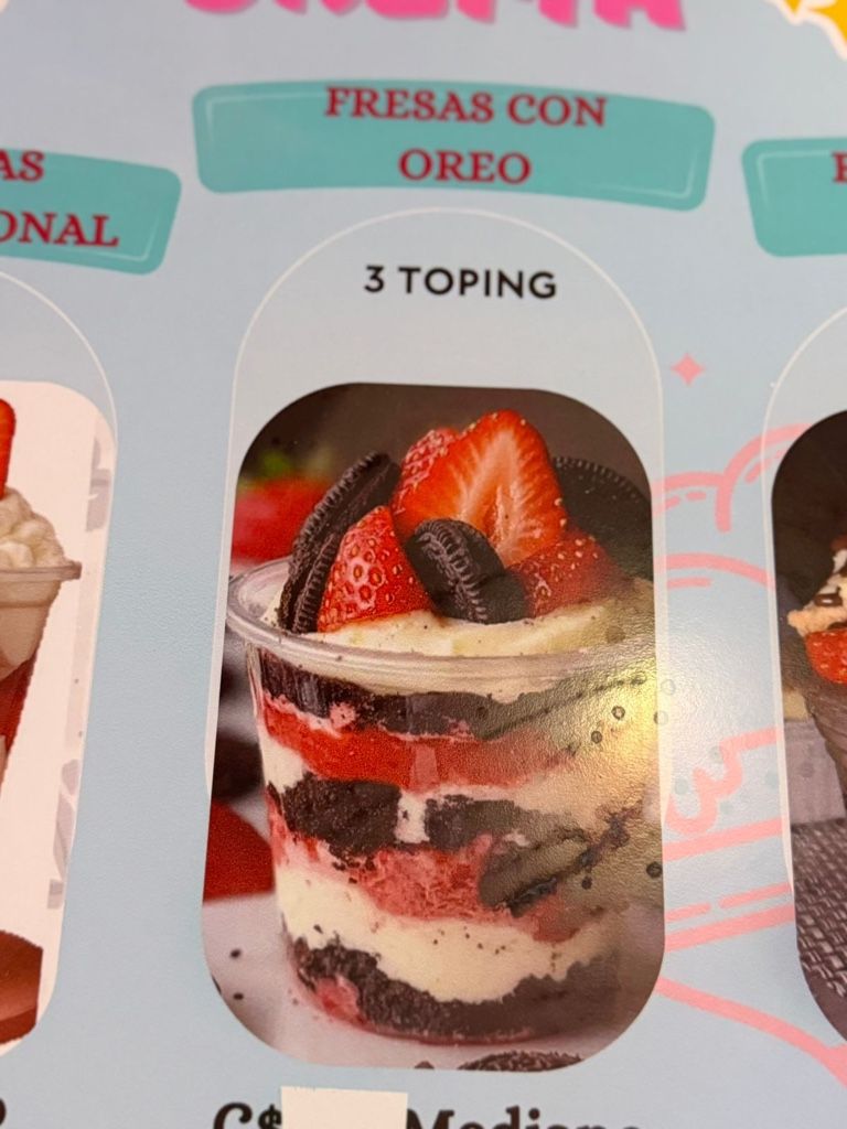 Fresa con Crema de Oreo